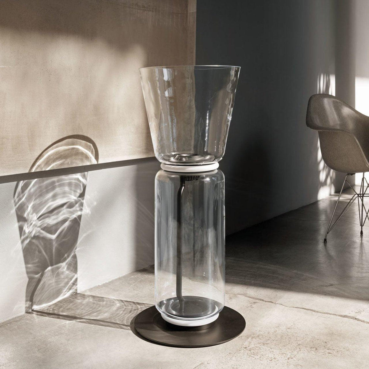 Cyrilys golvlampa i bambu och glas