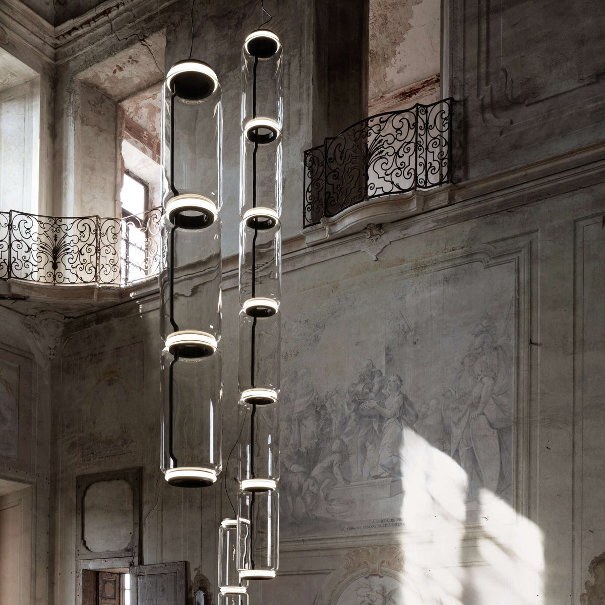 Luminária suspensa artística industrial Vayden
