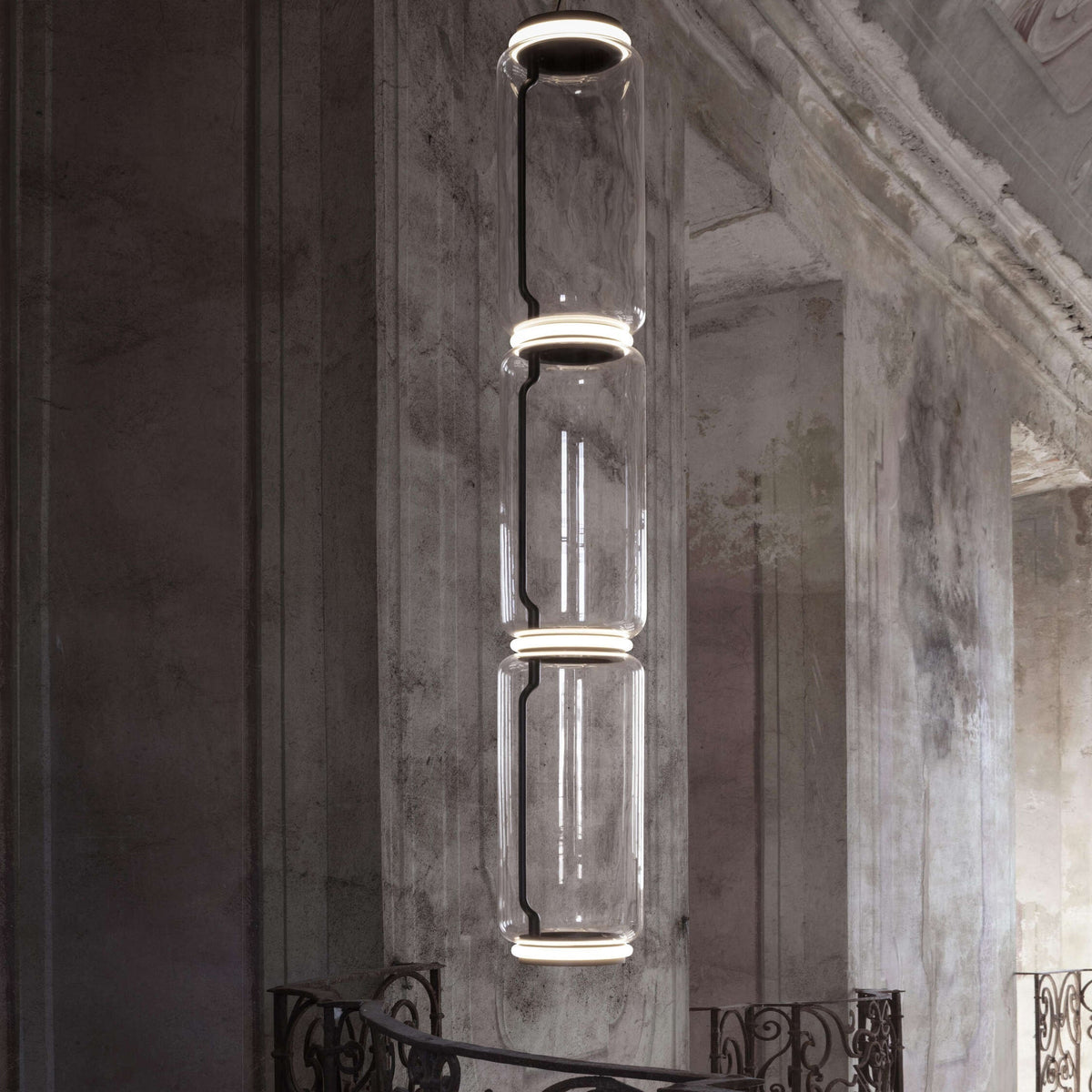 Luminária suspensa artística industrial Vayden