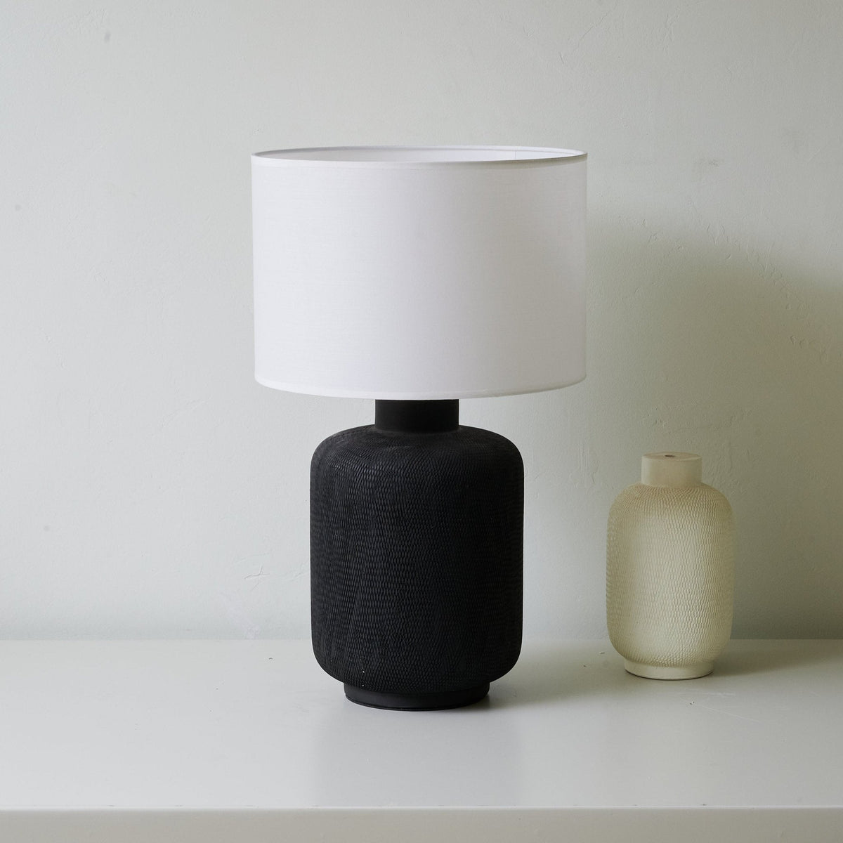 Burce moderne bordlampe i keramik