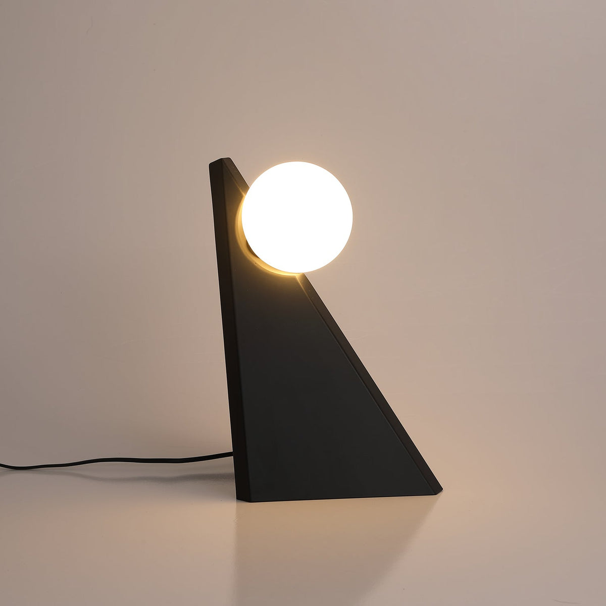 Nixie geometrisk bordlampe i glas