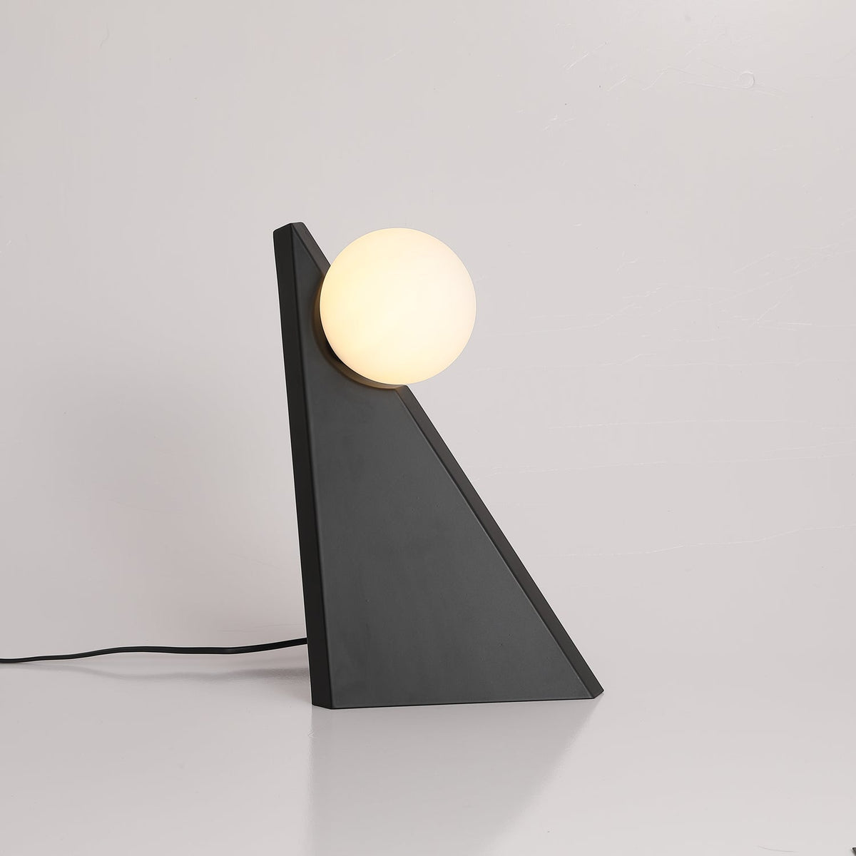 Nixie geometrisk bordlampe i glas