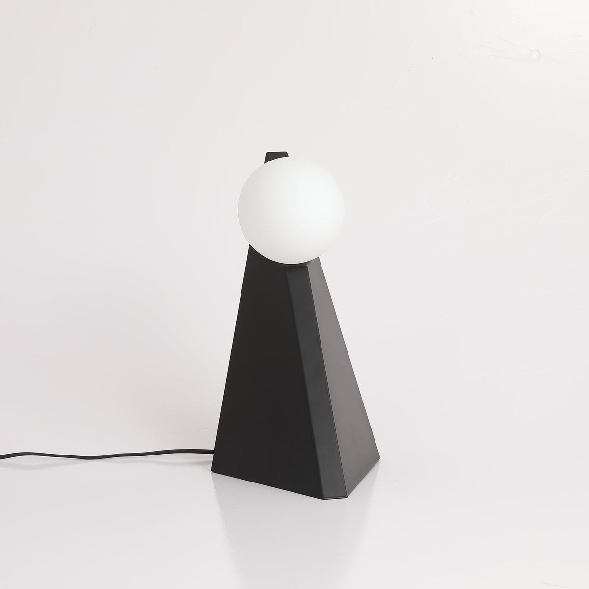 Nixie geometrisk bordlampe i glas