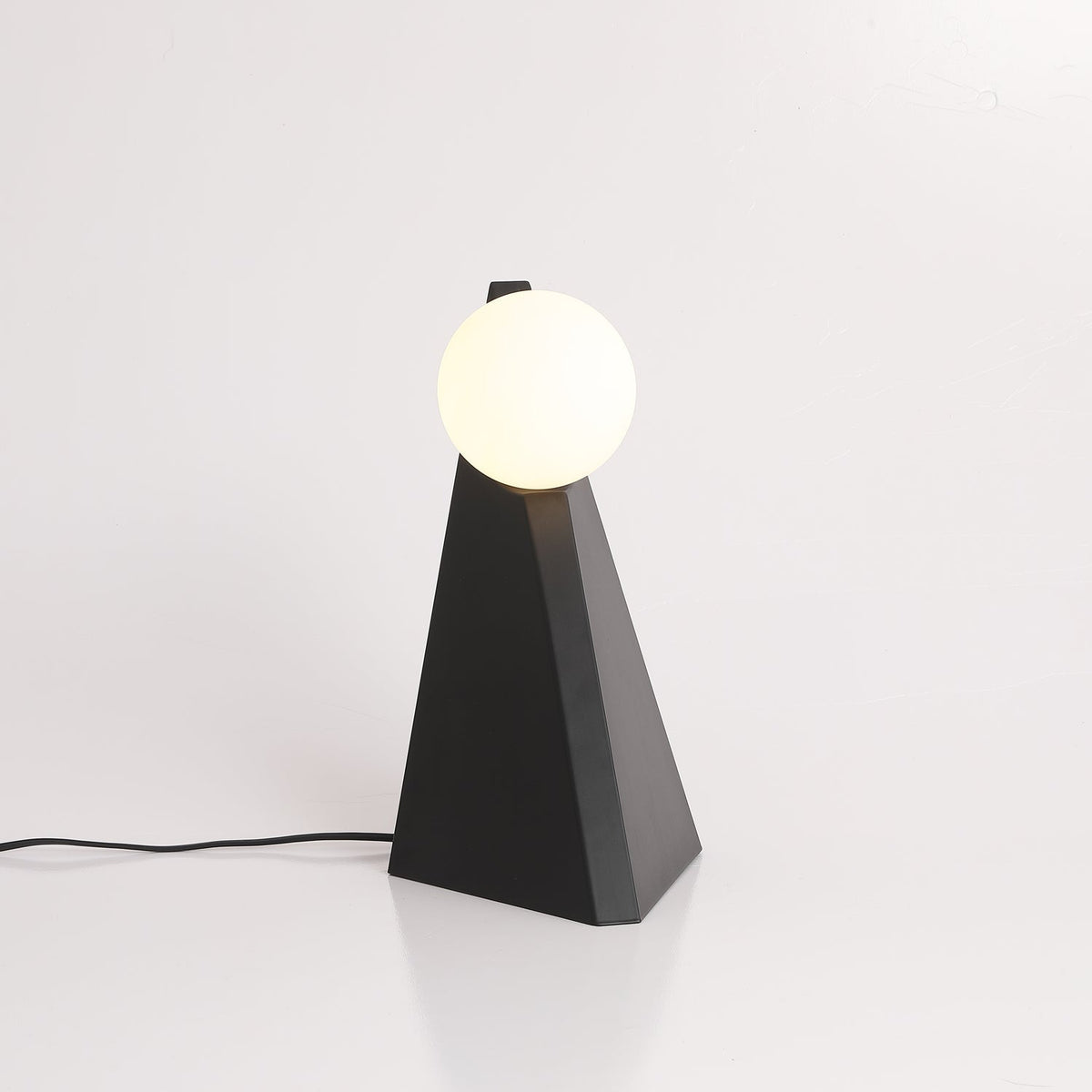 Nixie geometrisk bordlampe i glas