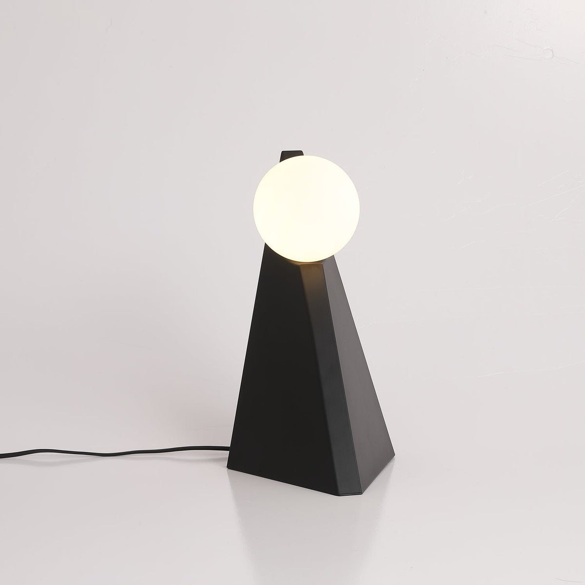 Nixie geometrisk bordlampe i glas
