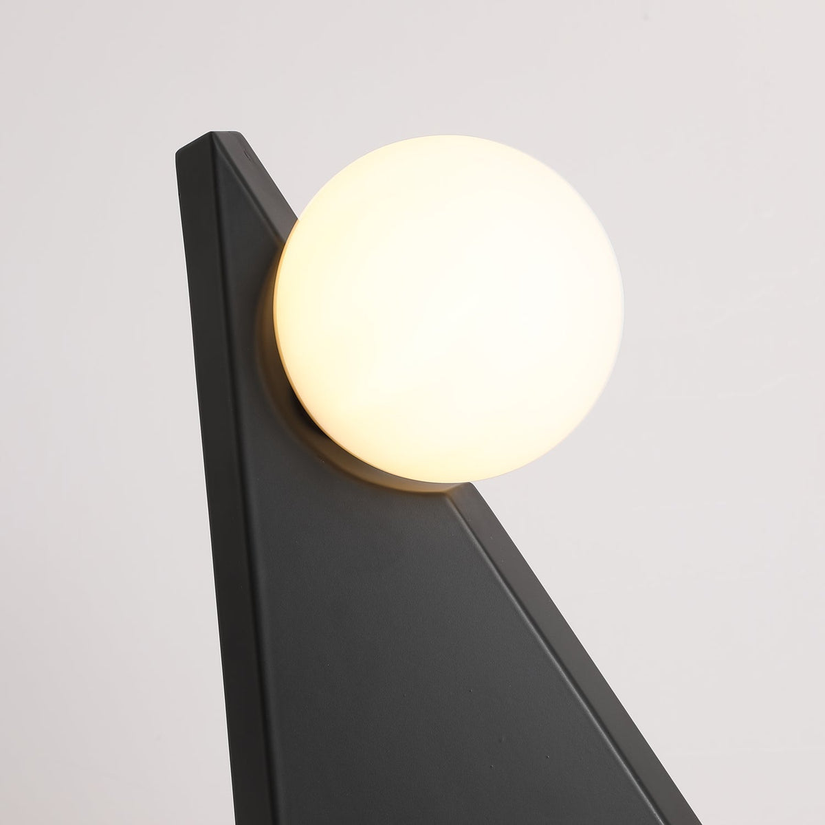 Nixie geometrisk bordlampe i glas