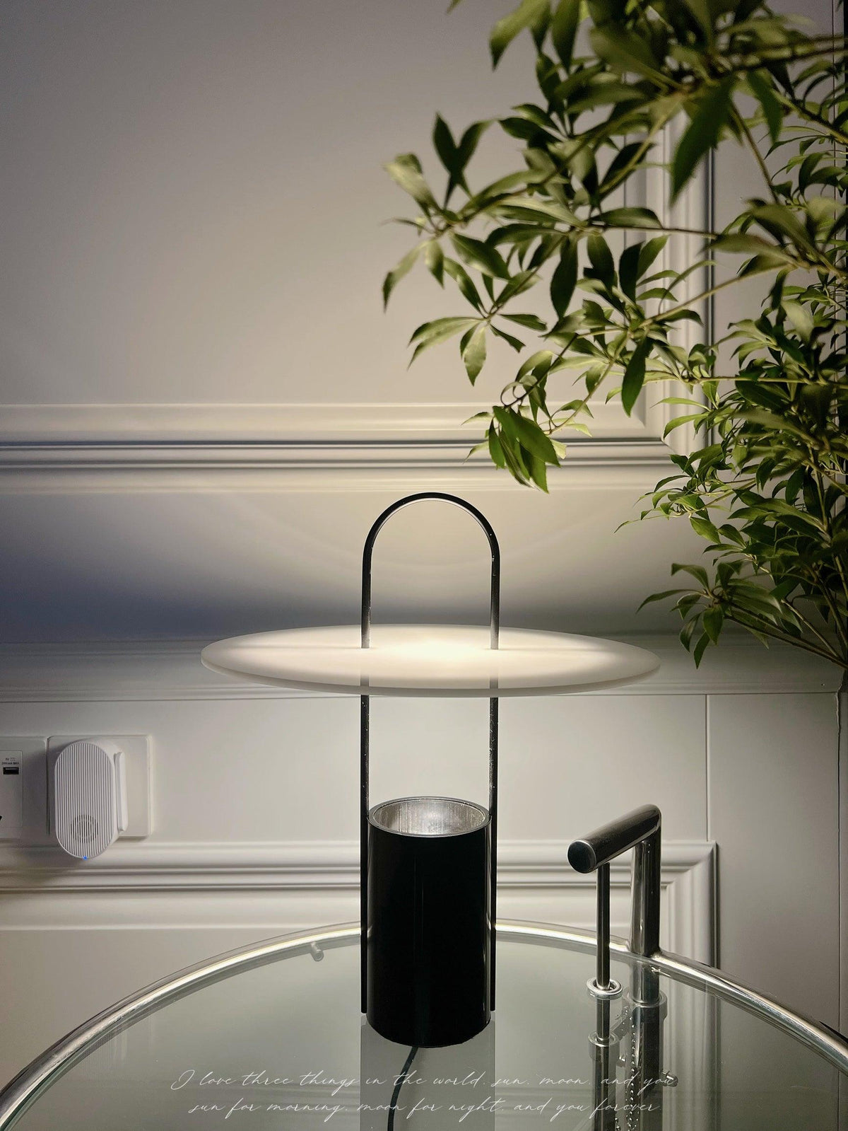Hattie moderne bordlampe