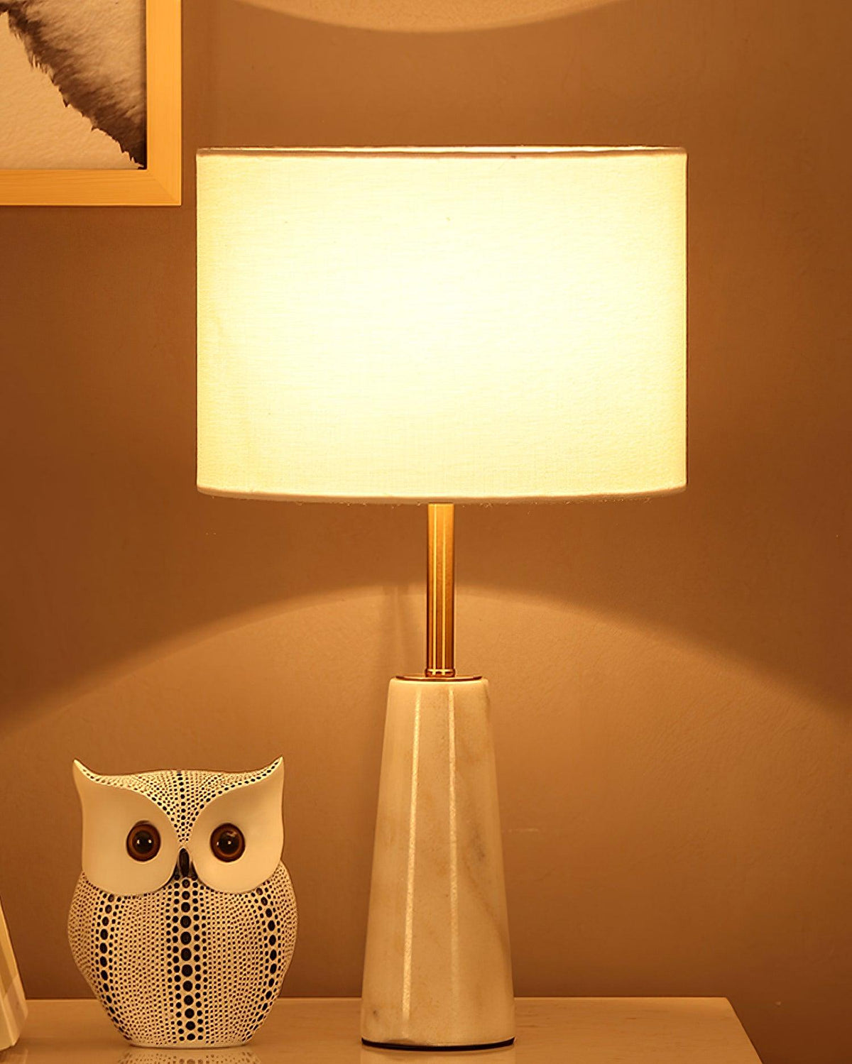 Ophaion Wabi-Sabi-skrivebordslampe i marmor