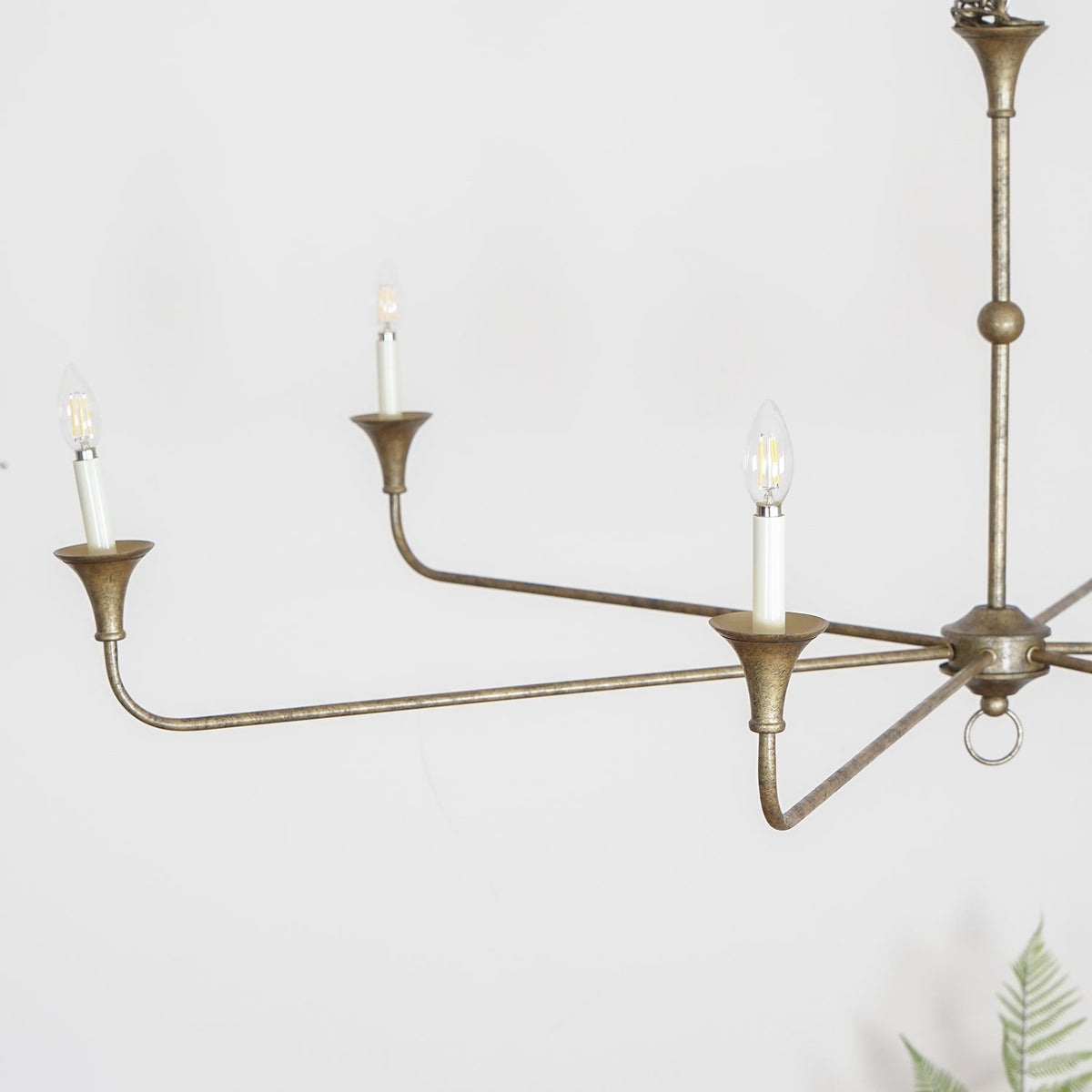 Lustre Livelo elegante com velas