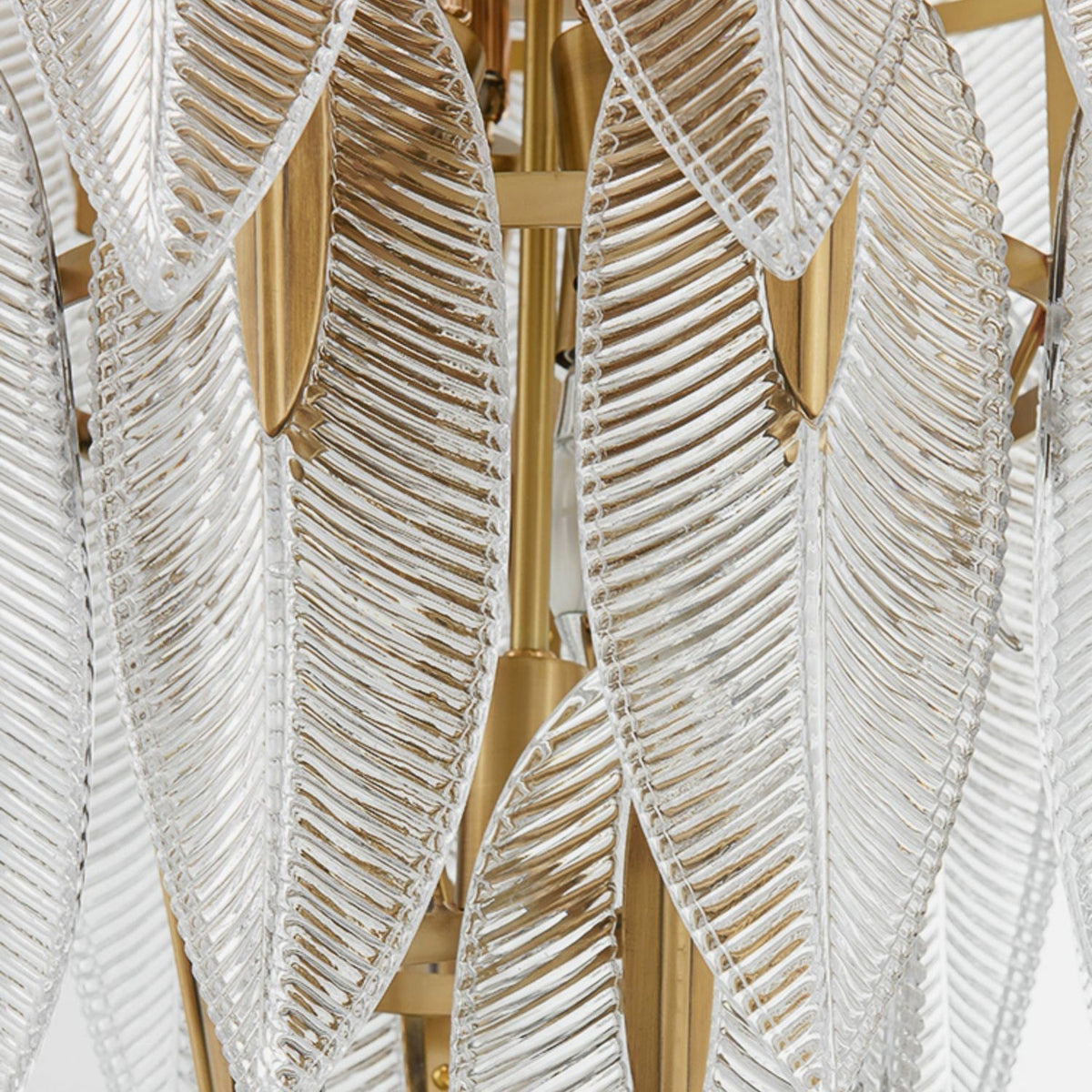 Ivthayra lysekrone
