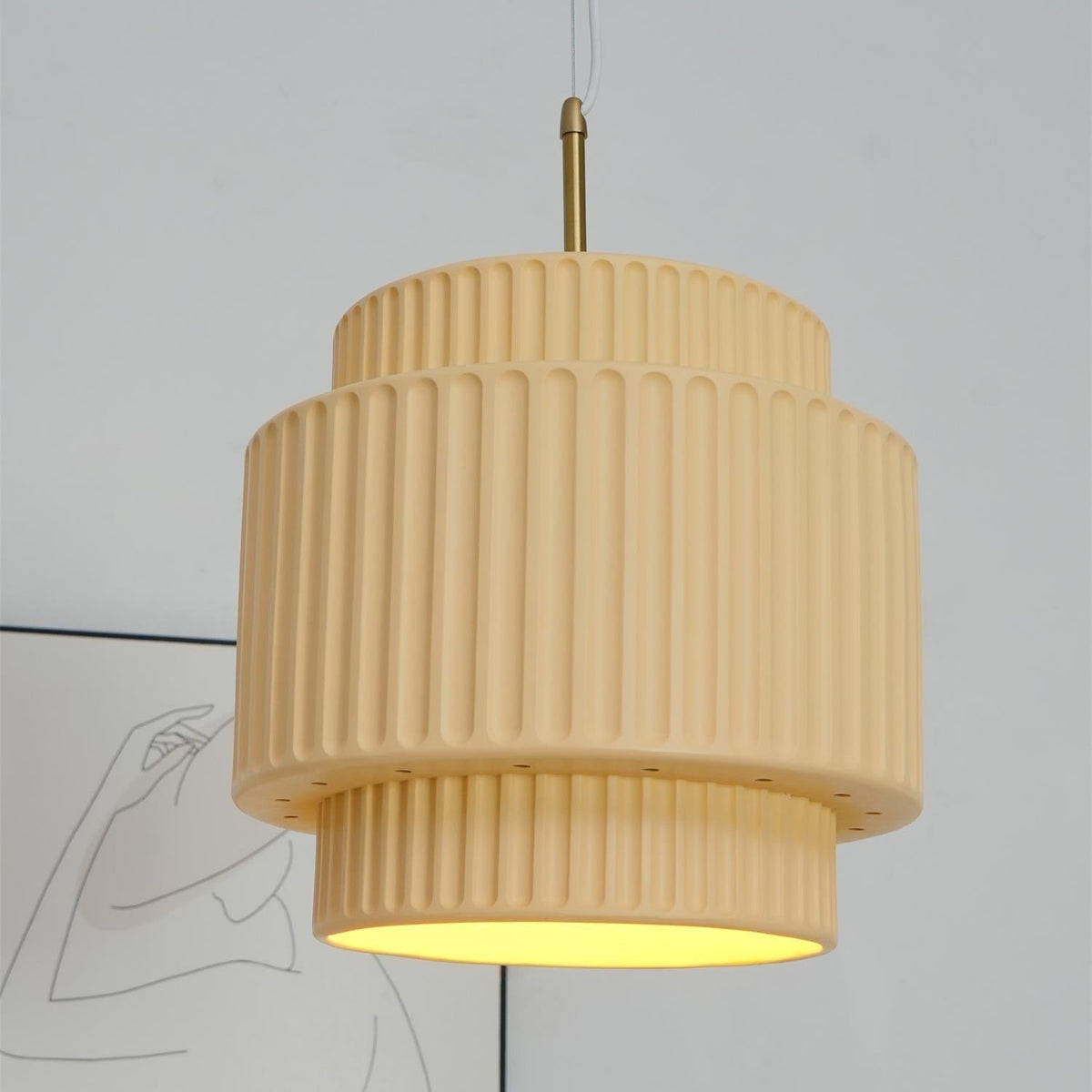 Terioriella pendel-lampe med ribbet skærm
