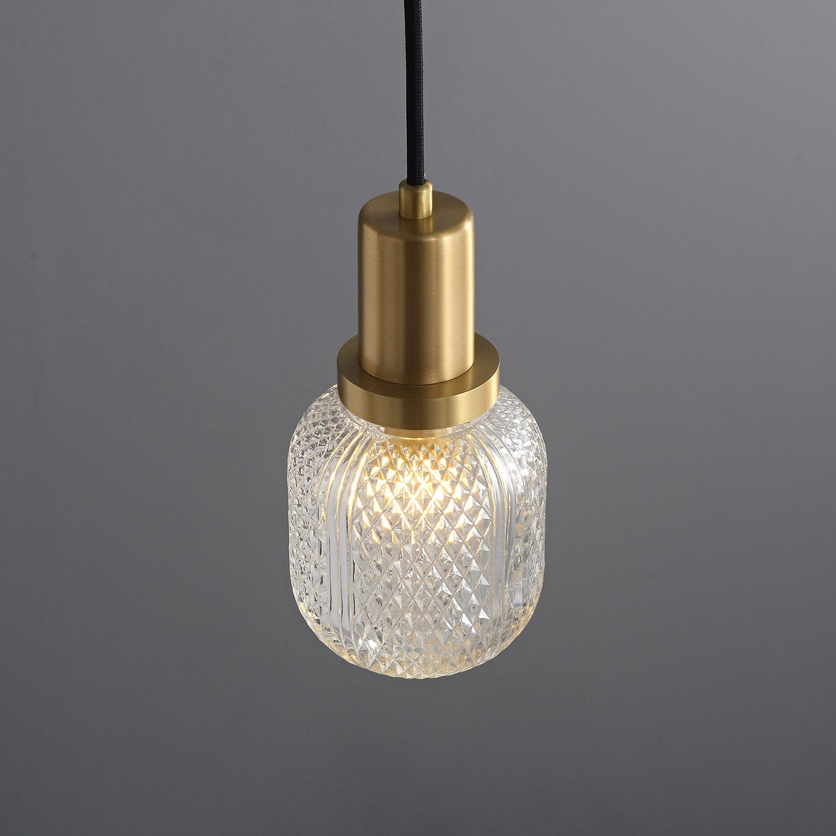 Cacarir Premium nordisk kunst-pendellampe i messing og glas