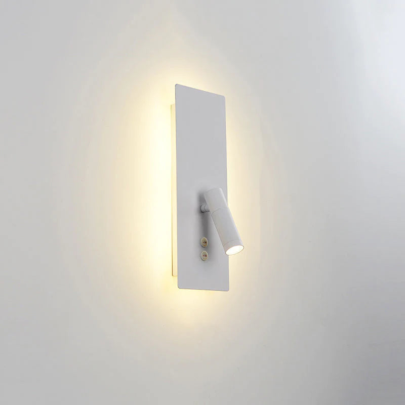 Ray modern ficklampsformad väggspotlight i metall, guld/svart/vit
