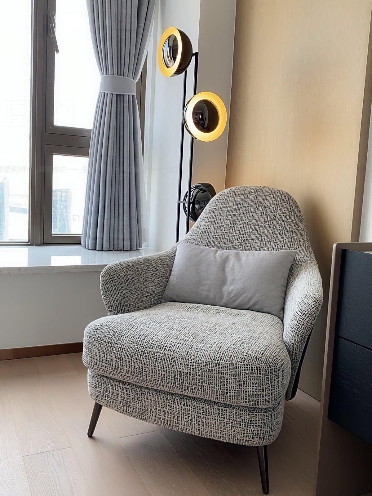 Alio modern golvlampa i marmor