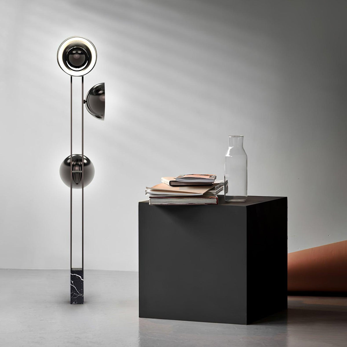 Alio modern golvlampa i marmor