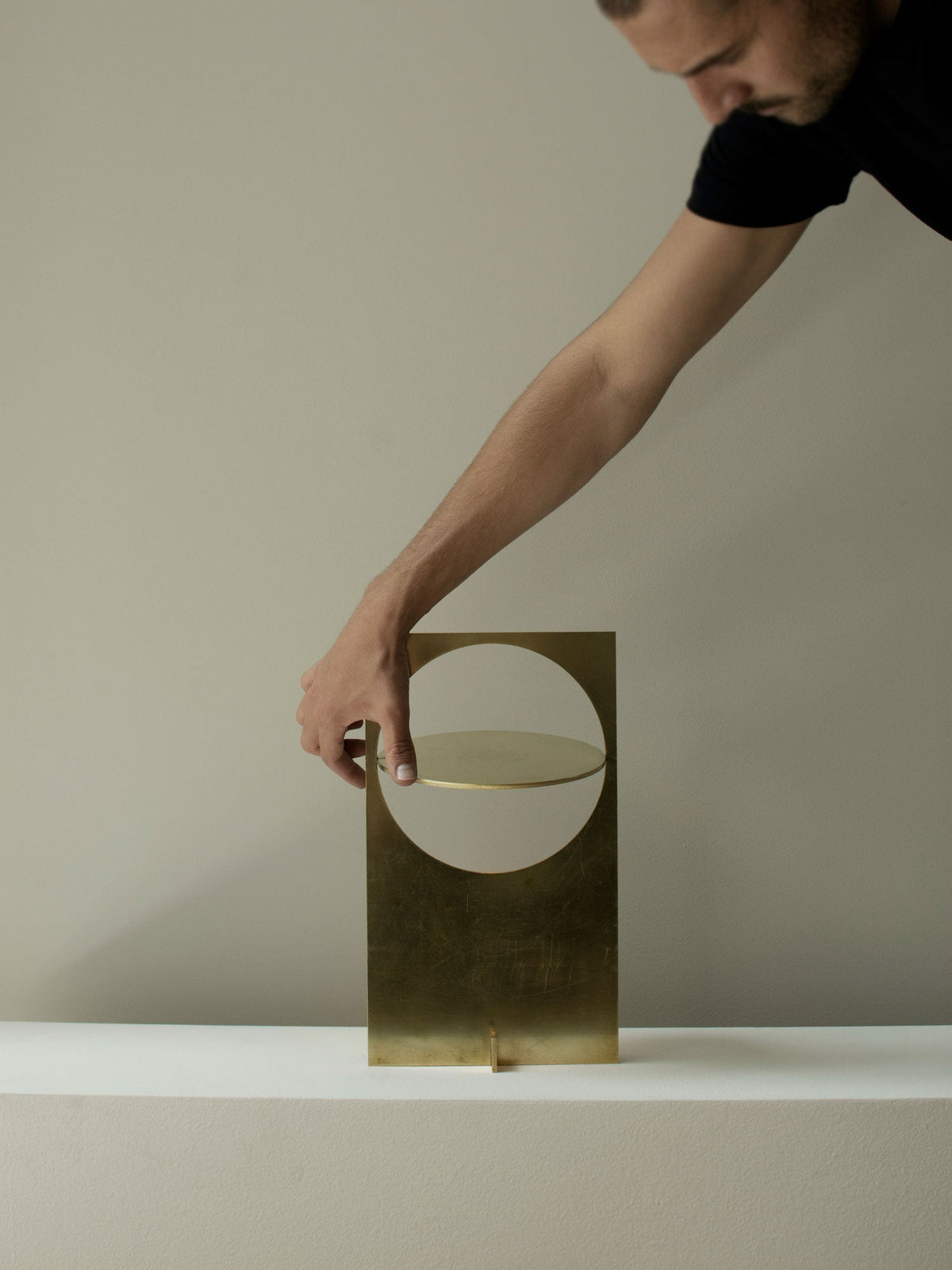 Sixor futuristisk stålbordlampe