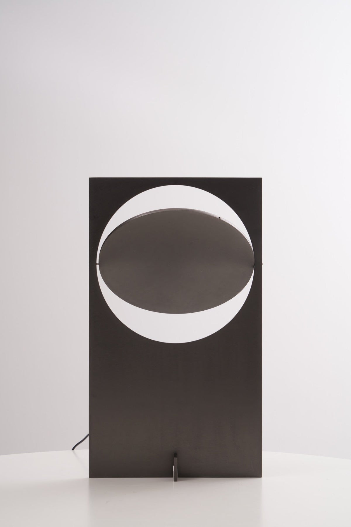 Sixor futuristisk stålbordlampe
