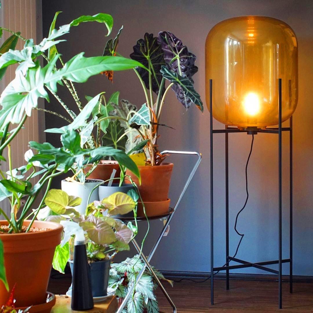 Liorivelia industriel gulvlampe i glas