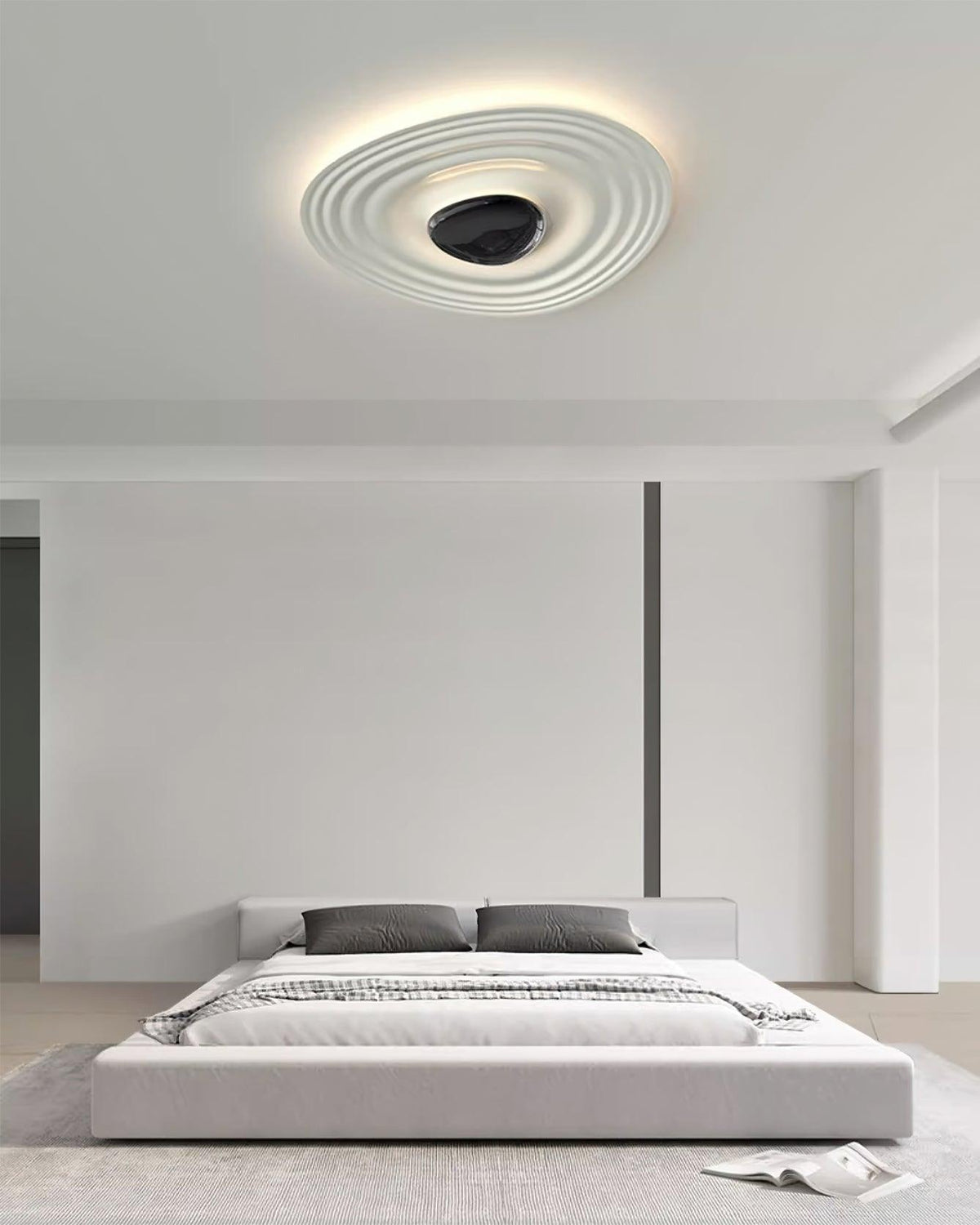 Idra modern skulptural taklampa med vågformad ring