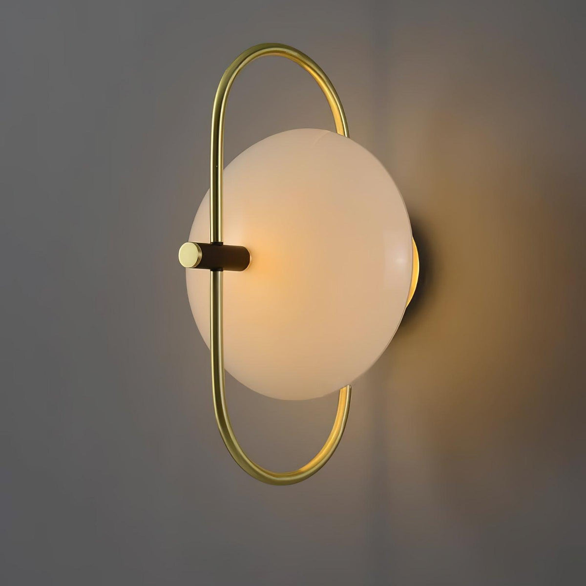 Renerine-minimalistinen seinävalaisin