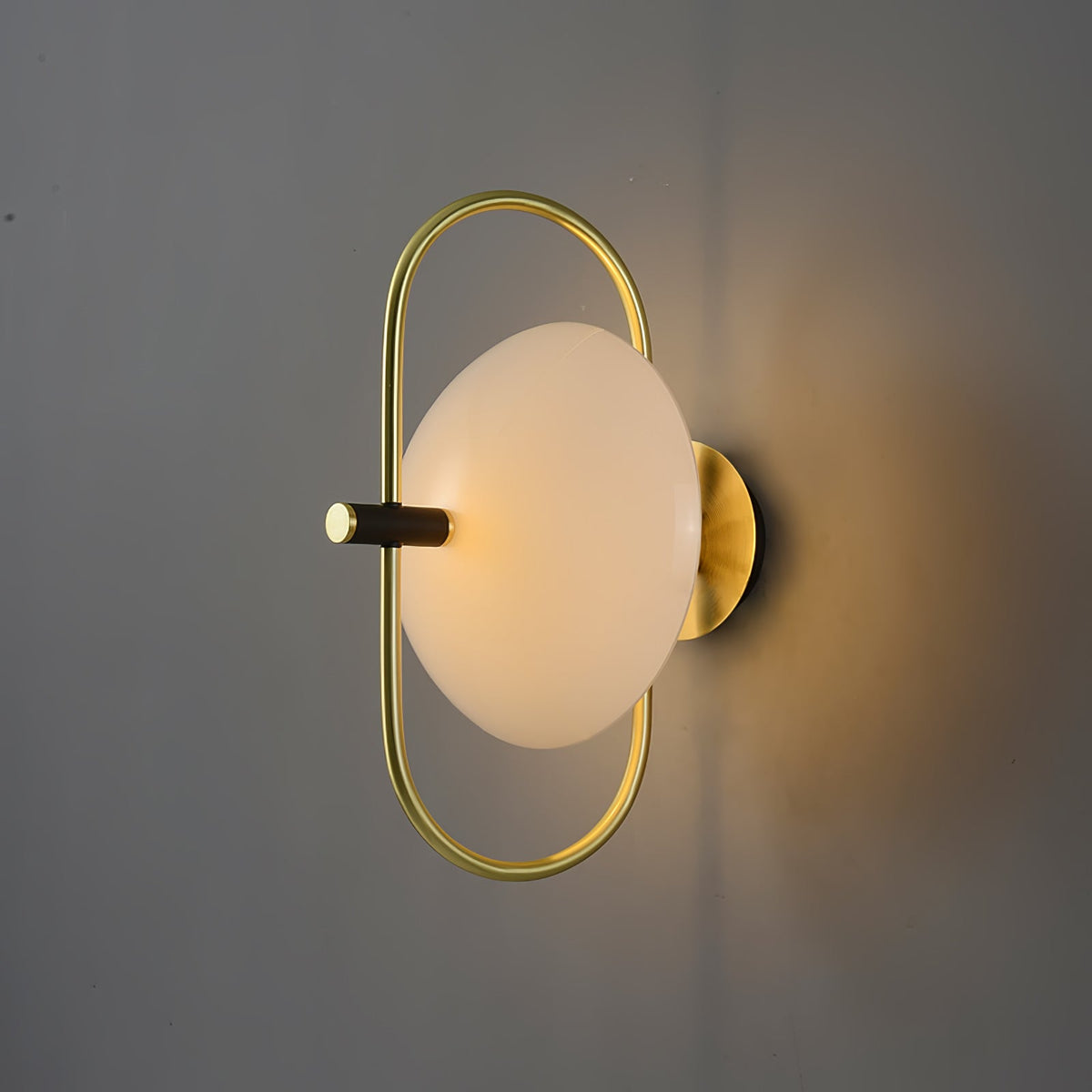 Renerine-minimalistinen seinävalaisin
