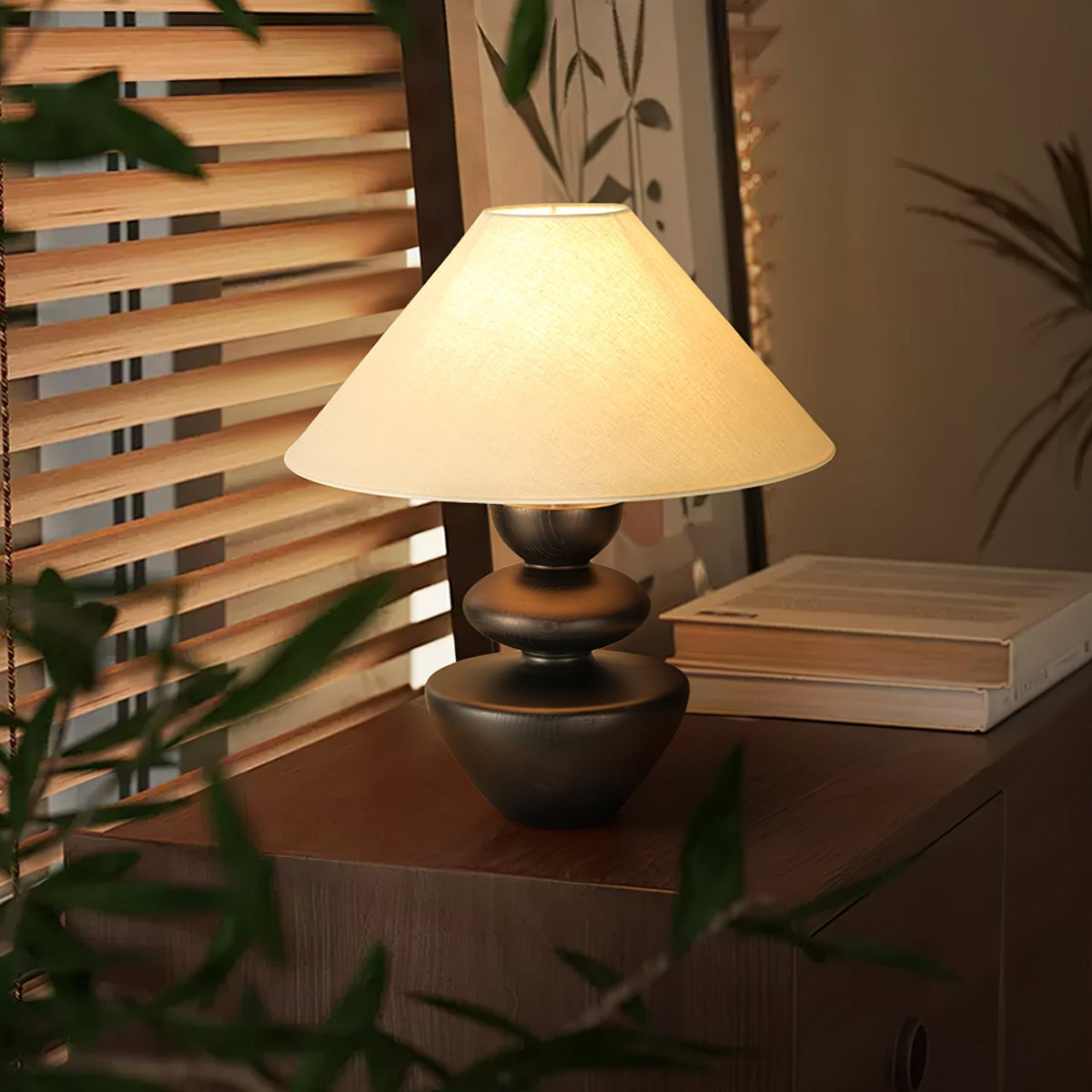 Joanne vintage-bordlampe i træ