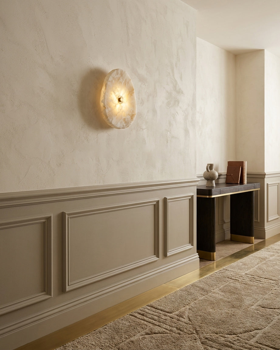 Vägglampa Nivorise i alabaster