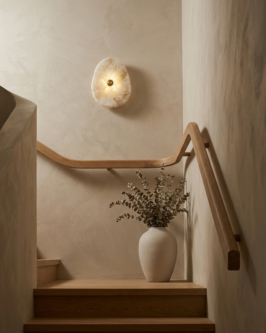 Vägglampa Nivorise i alabaster