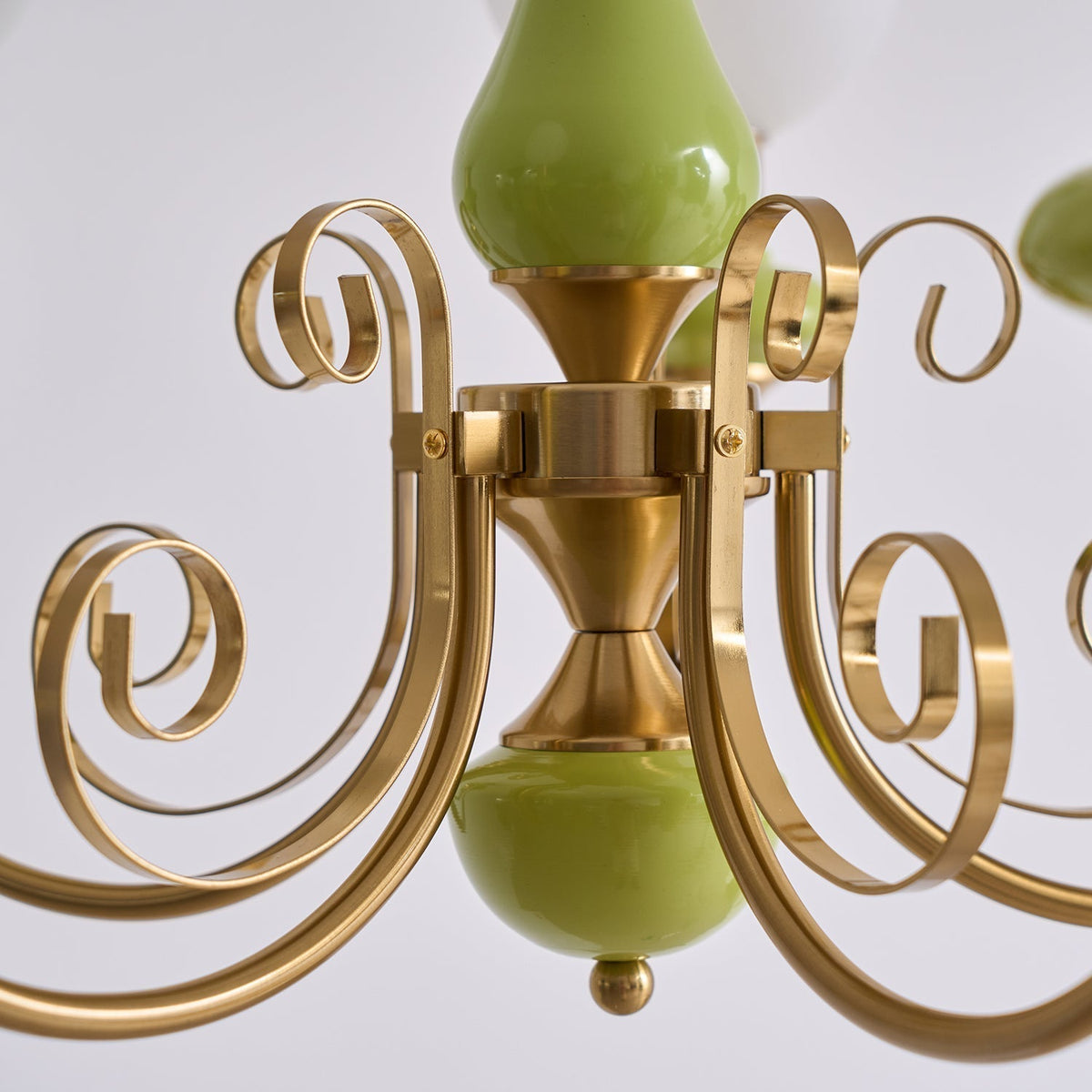 Evanthe-lysekrone i glas