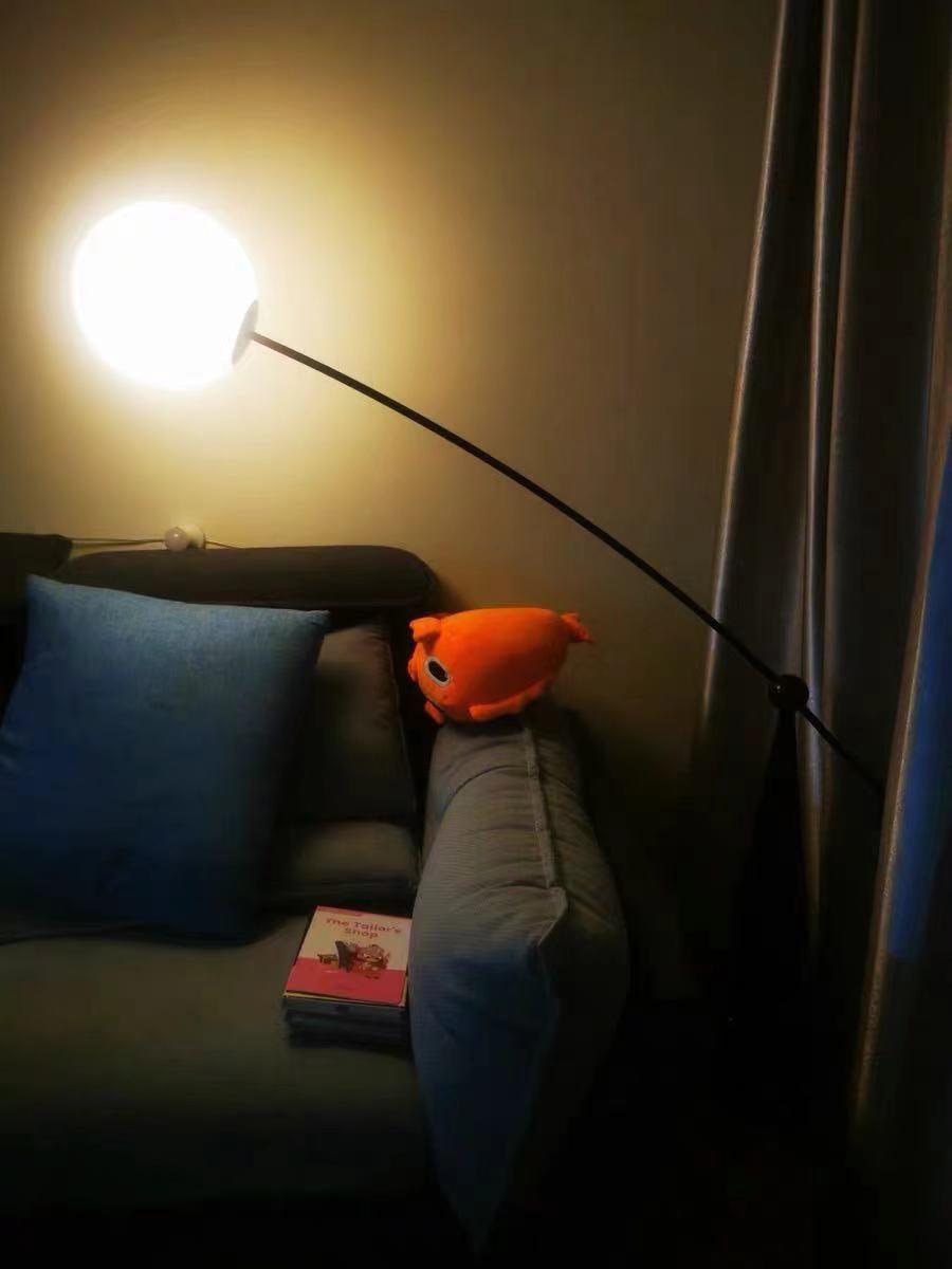 Ortalil modern bågformad golvlampa