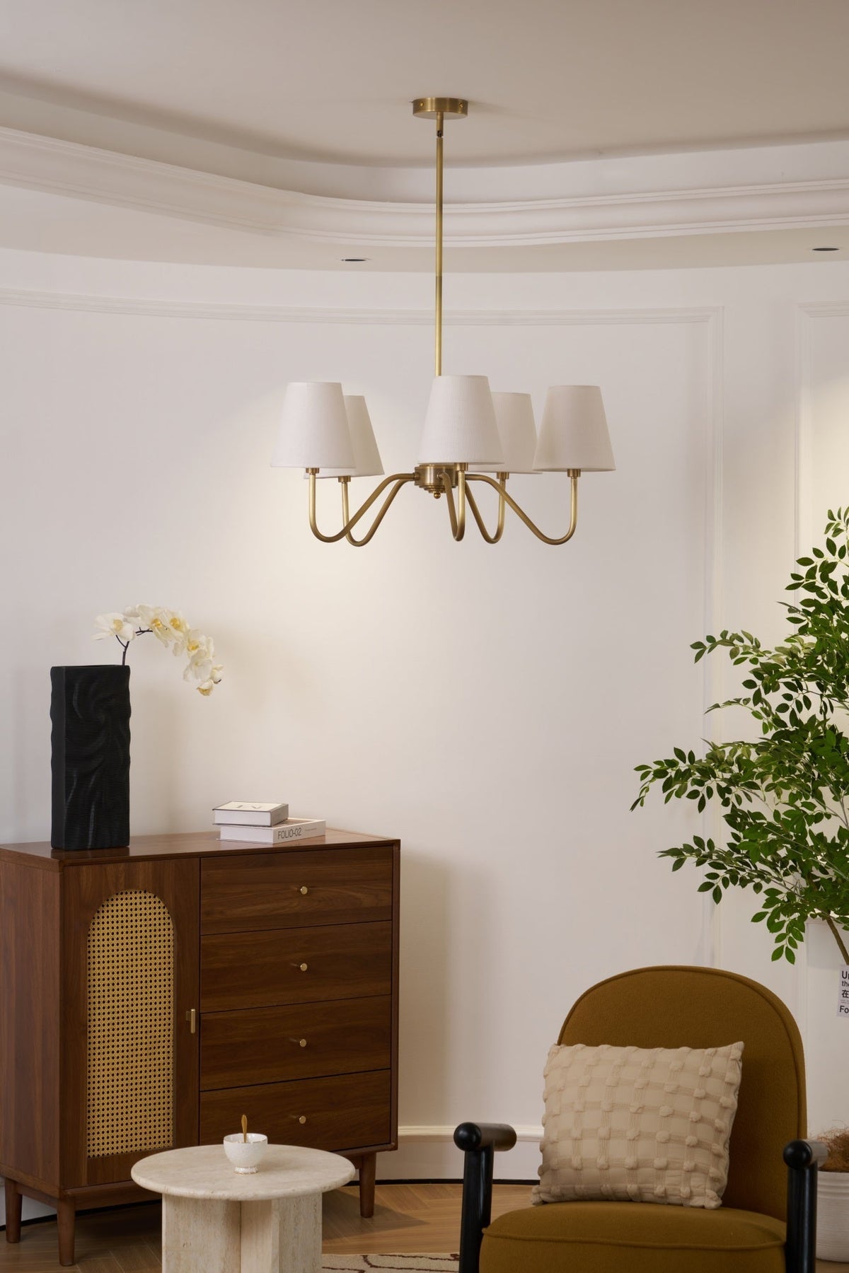 Candeeiro suspenso Viraean vintage industrial em latão e tecido