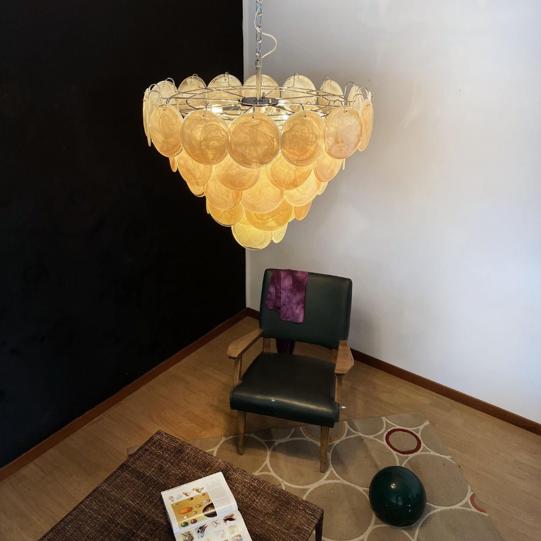 Celisira lysekrone med skive af Murano-glas i klassisk stil