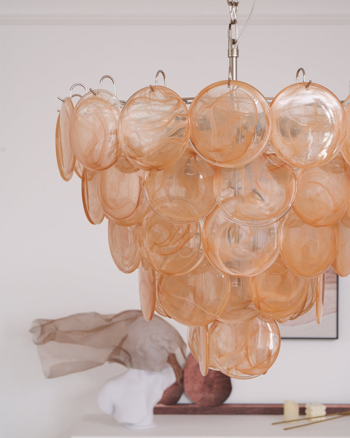 Celisira lysekrone med skive af Murano-glas i klassisk stil