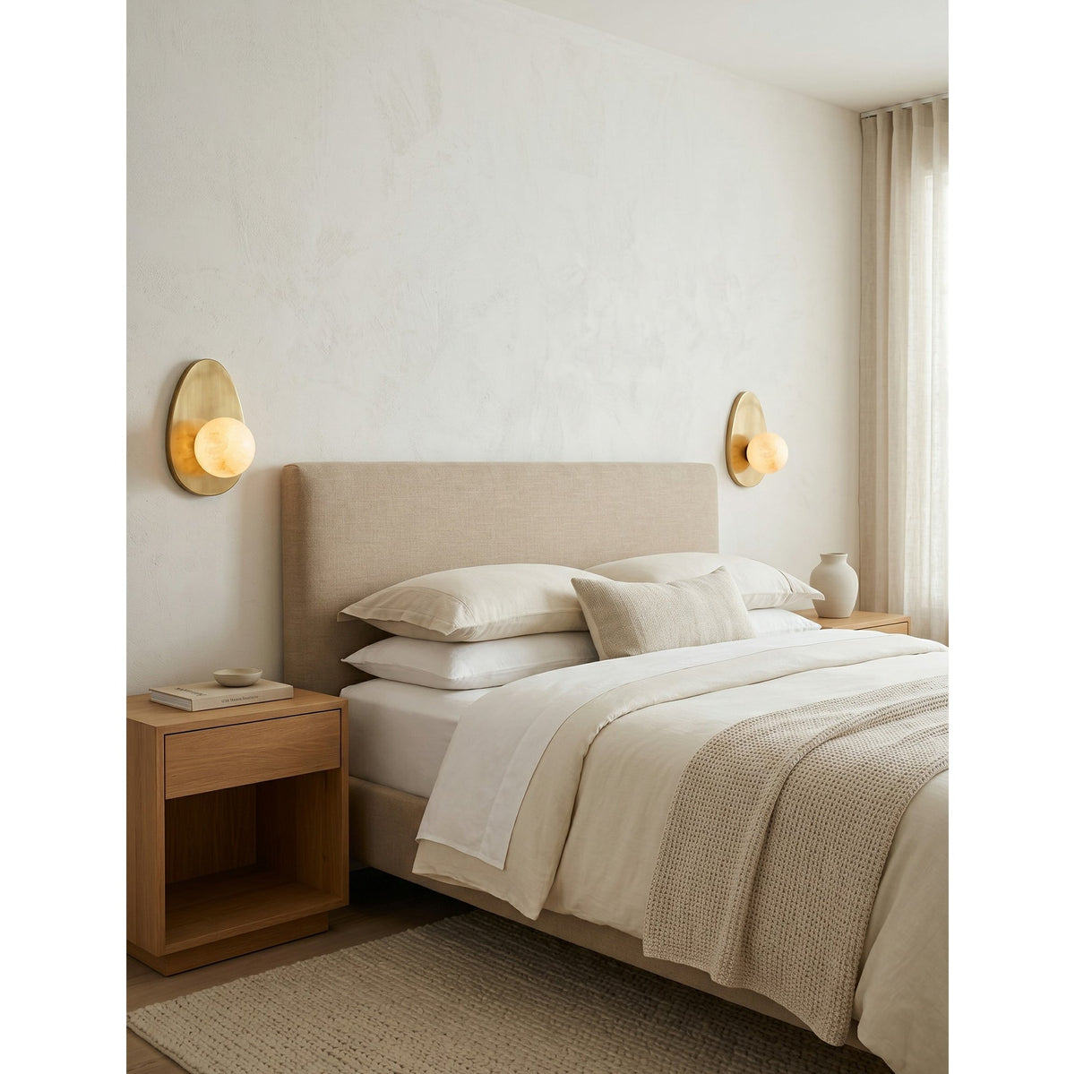 Orlisse vägglampa i alabaster