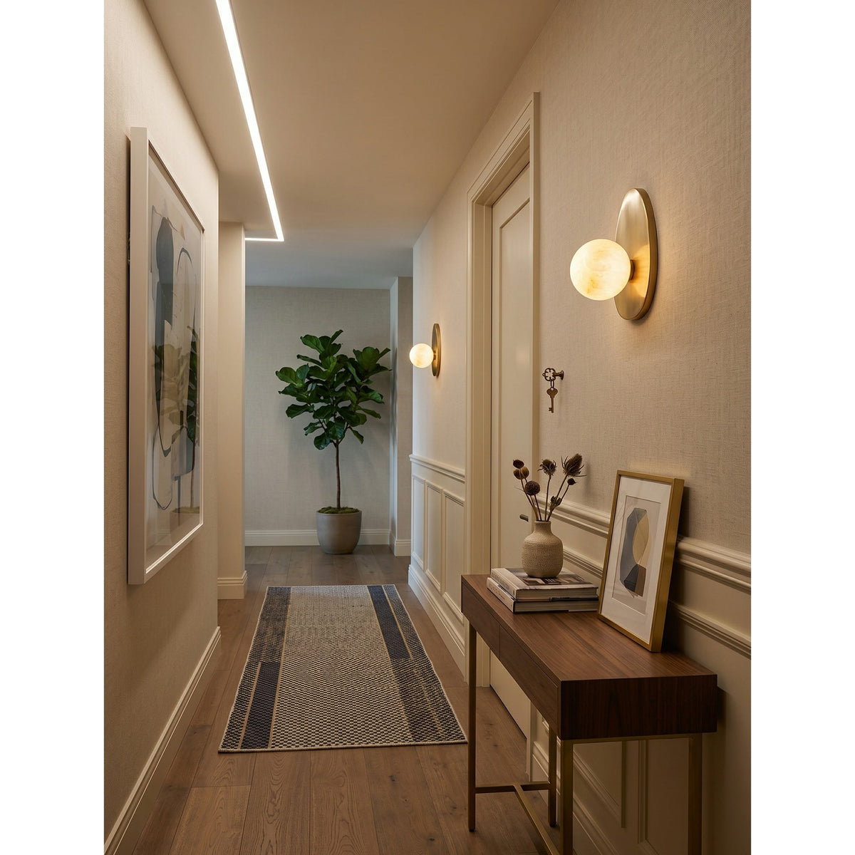 Orlisse vägglampa i alabaster