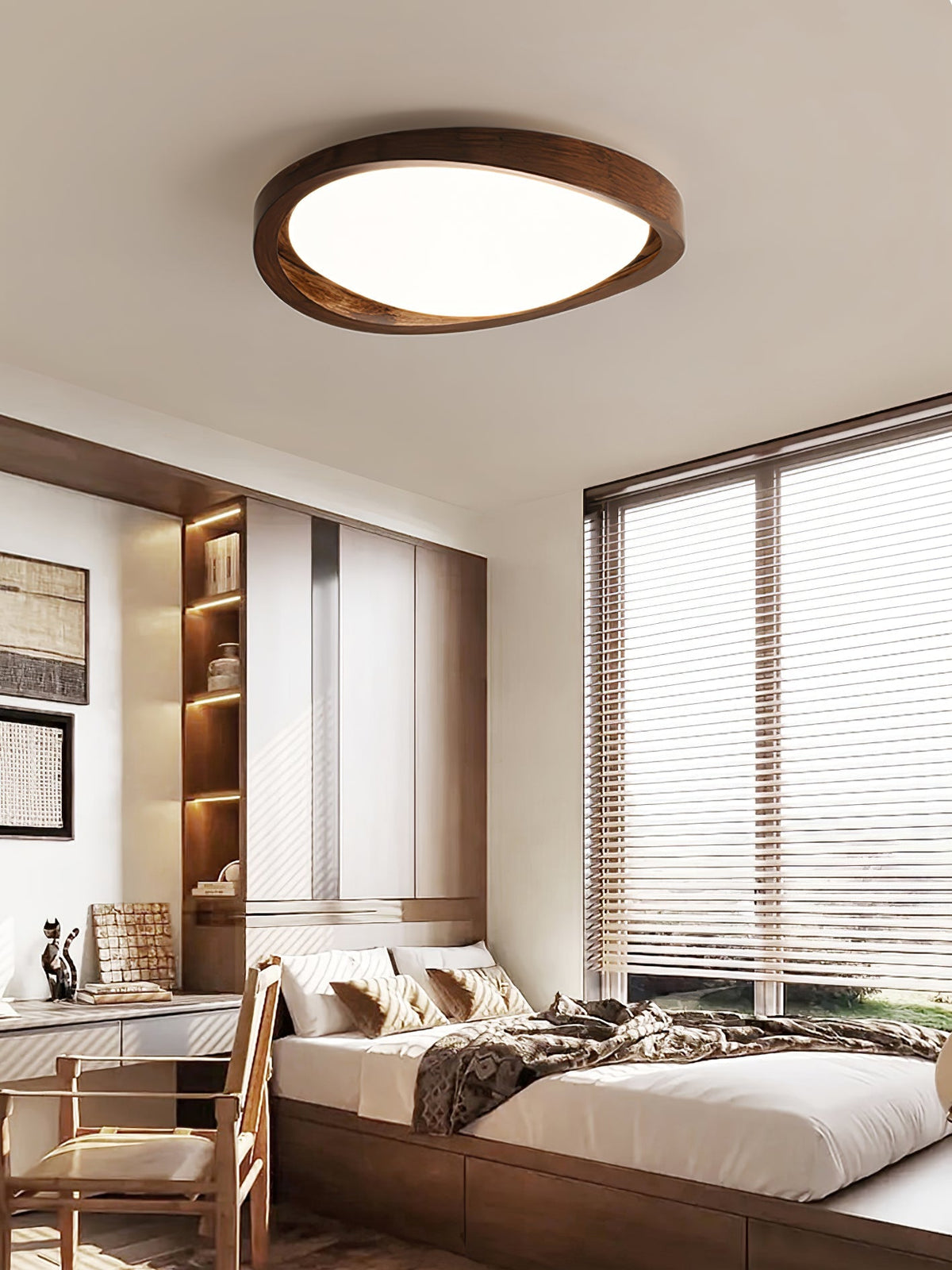 Nalem loftlampe i valnød med buet oval kant, nordisk