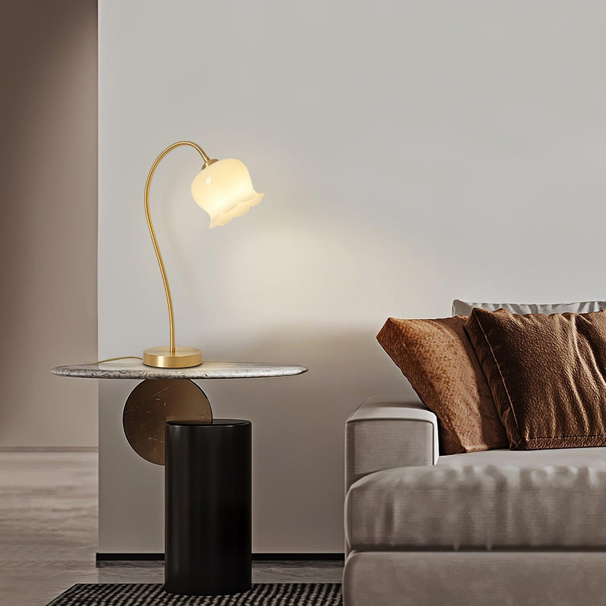 Calvor vintagebordslampa i mässing