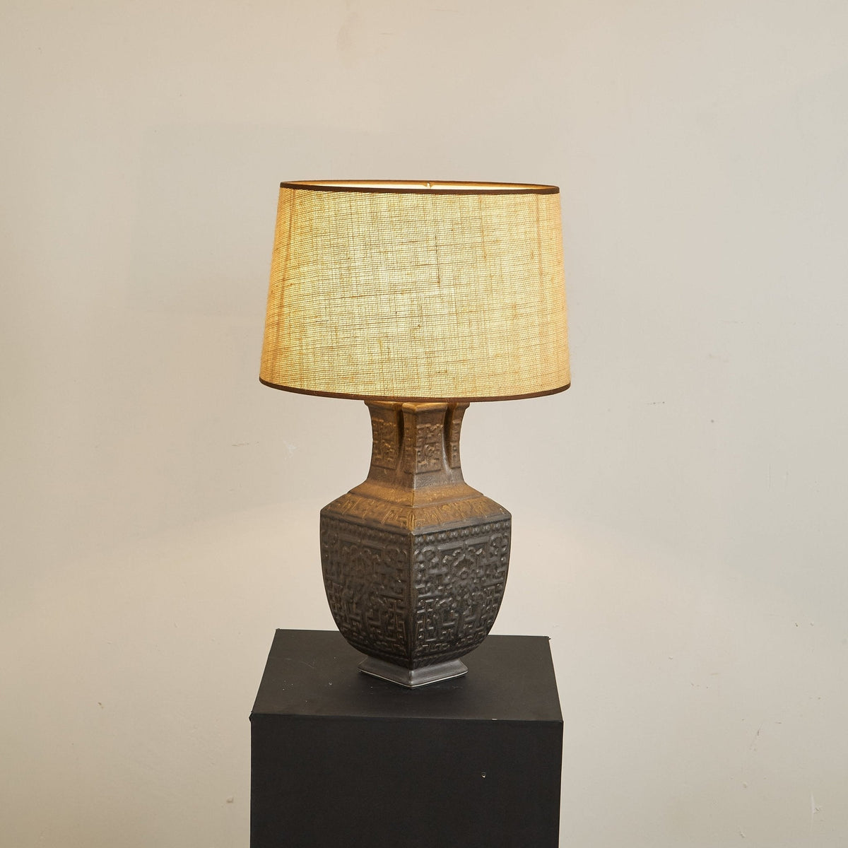Echo vintage-bordlampe i stof