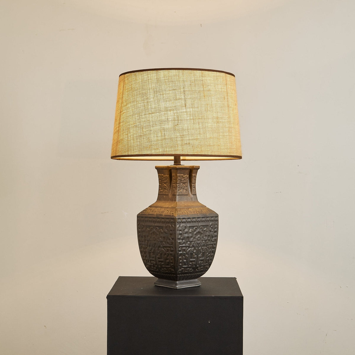 Echo vintage-bordlampe i stof