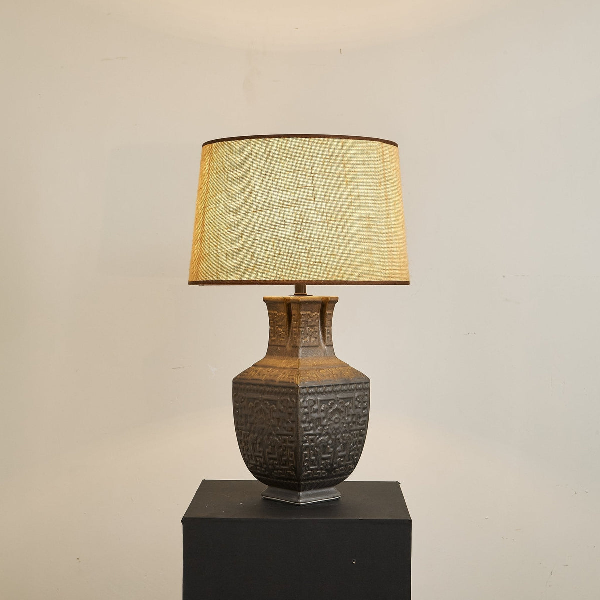 Echo vintage-bordlampe i stof