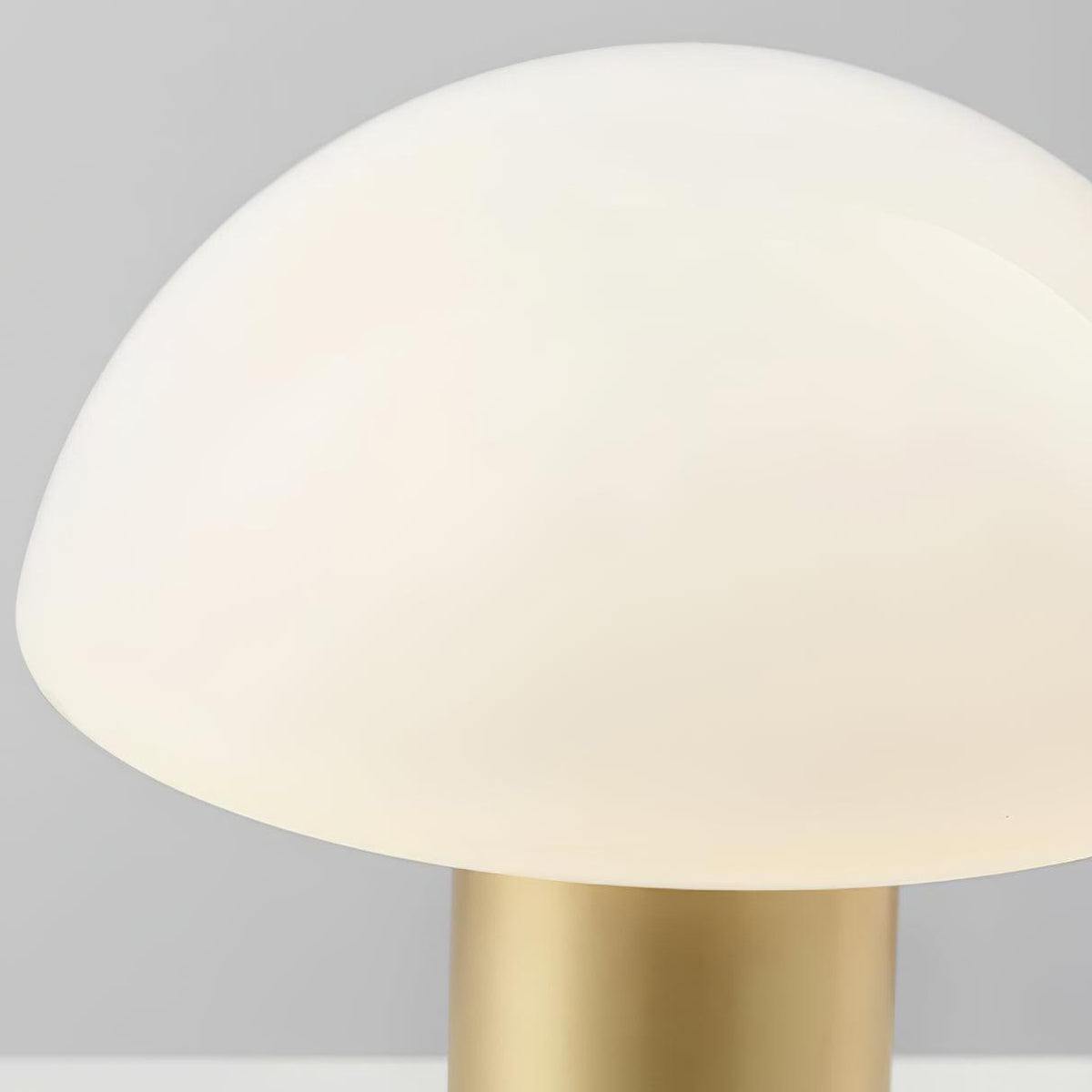 Wathen konstnärlig bordslampa i marmor
