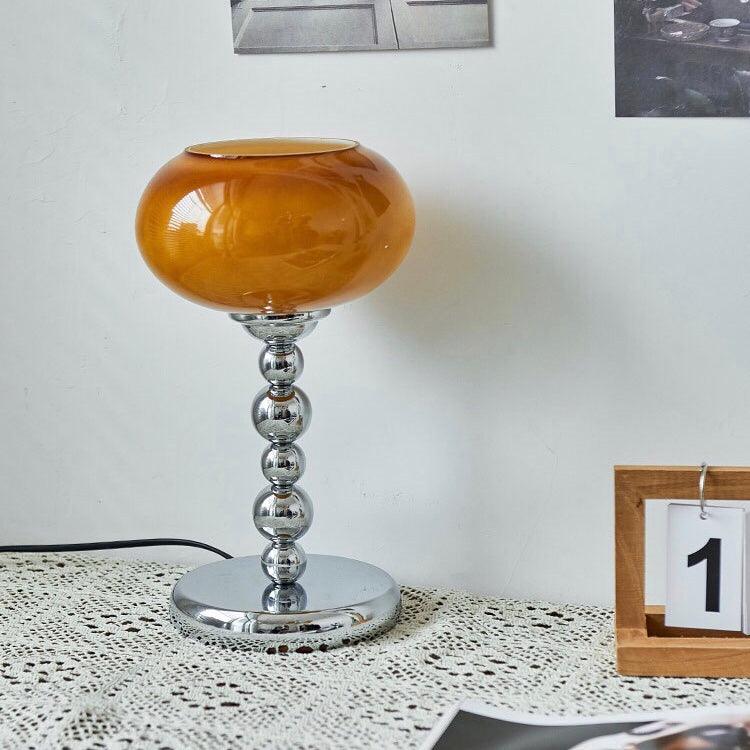 Lioruira modern bordslampa