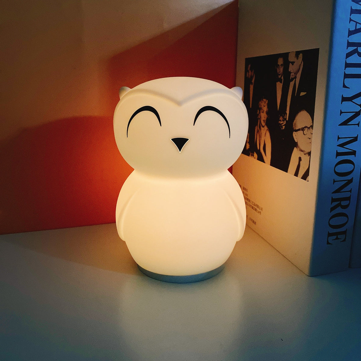 Owlly-pöytävalaisin