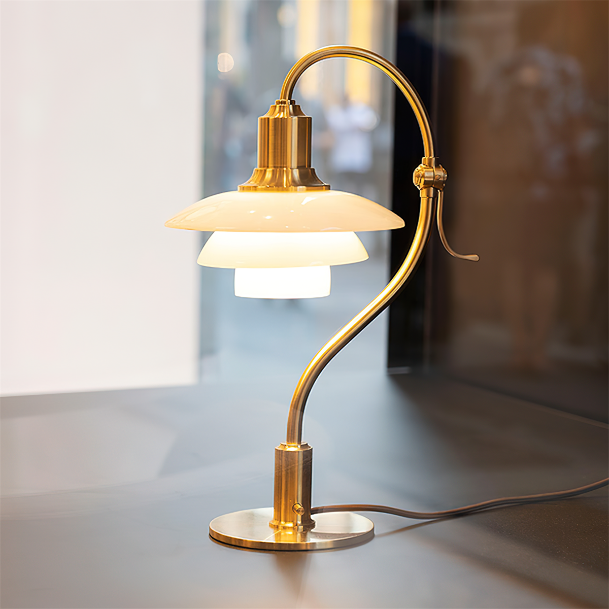 Viraanelia-bordlampe
