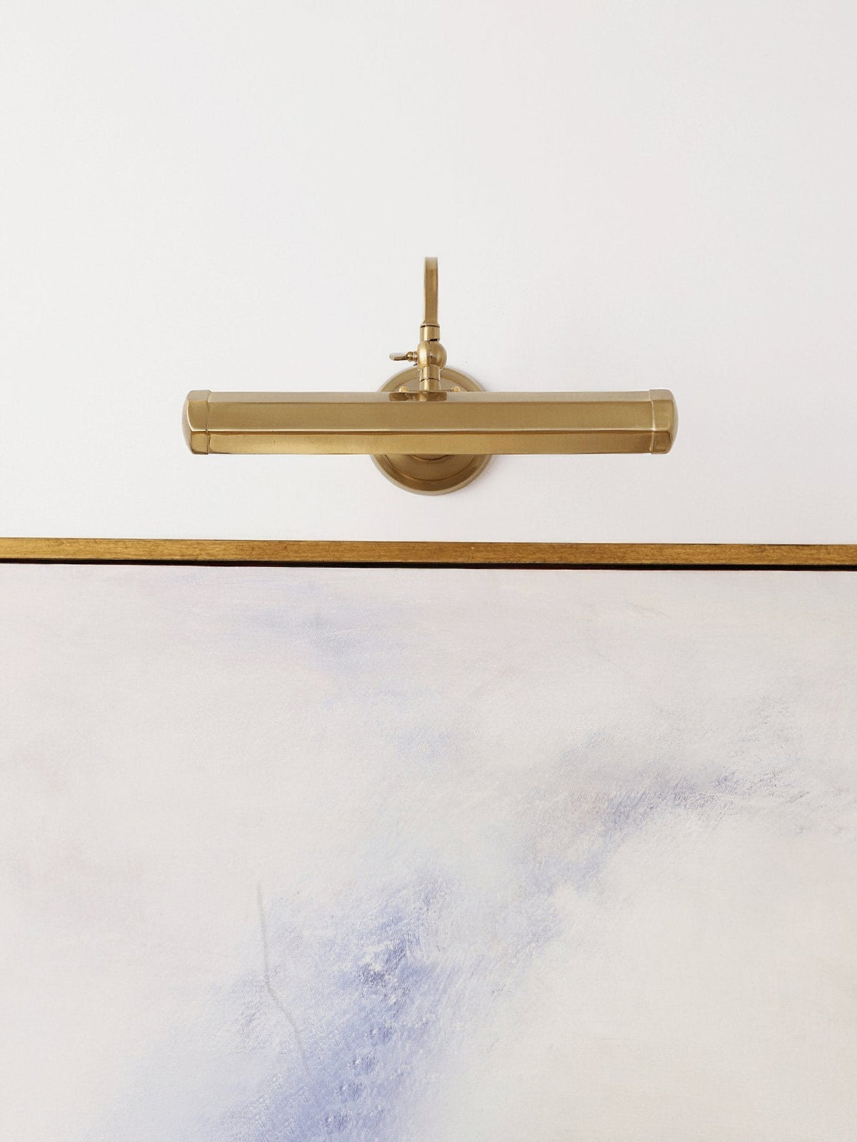 Teriaora moderni minimalistinen seinävalaisin