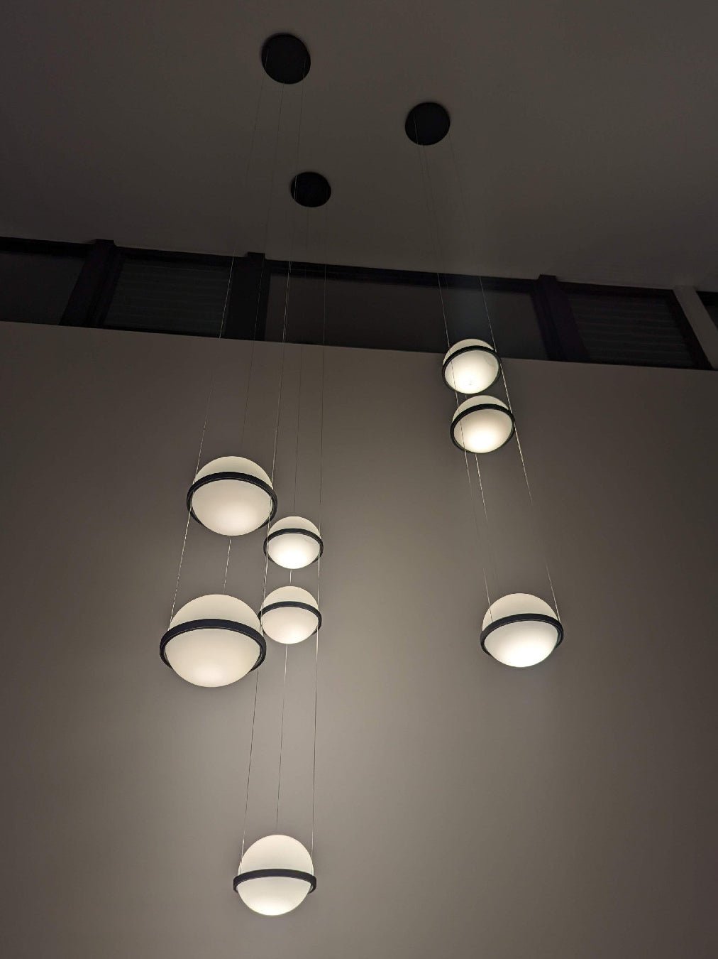Candeeiro suspenso contemporâneo em acrílico Niroise