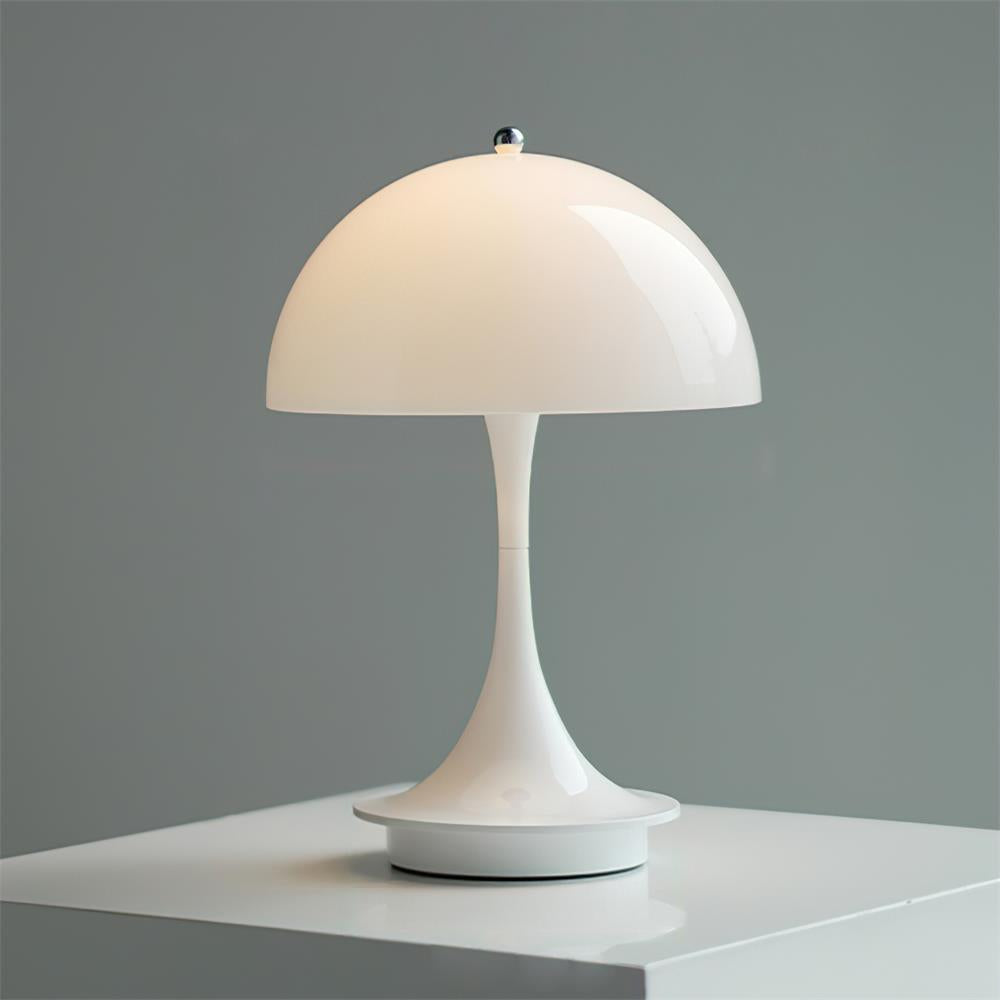 Renoraine Table Lamp