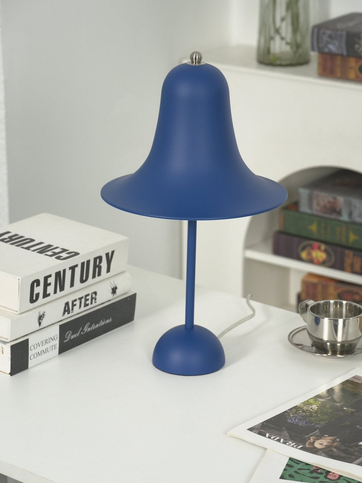 Pantop-klokkeformet bordlampe