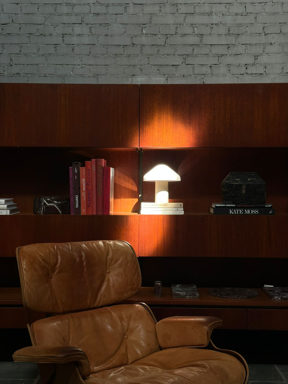 Glorange transportabel bordlampe