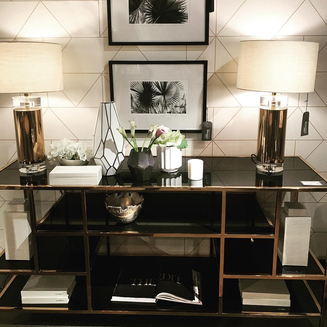 Candeeiro de mesa moderno Reneleria